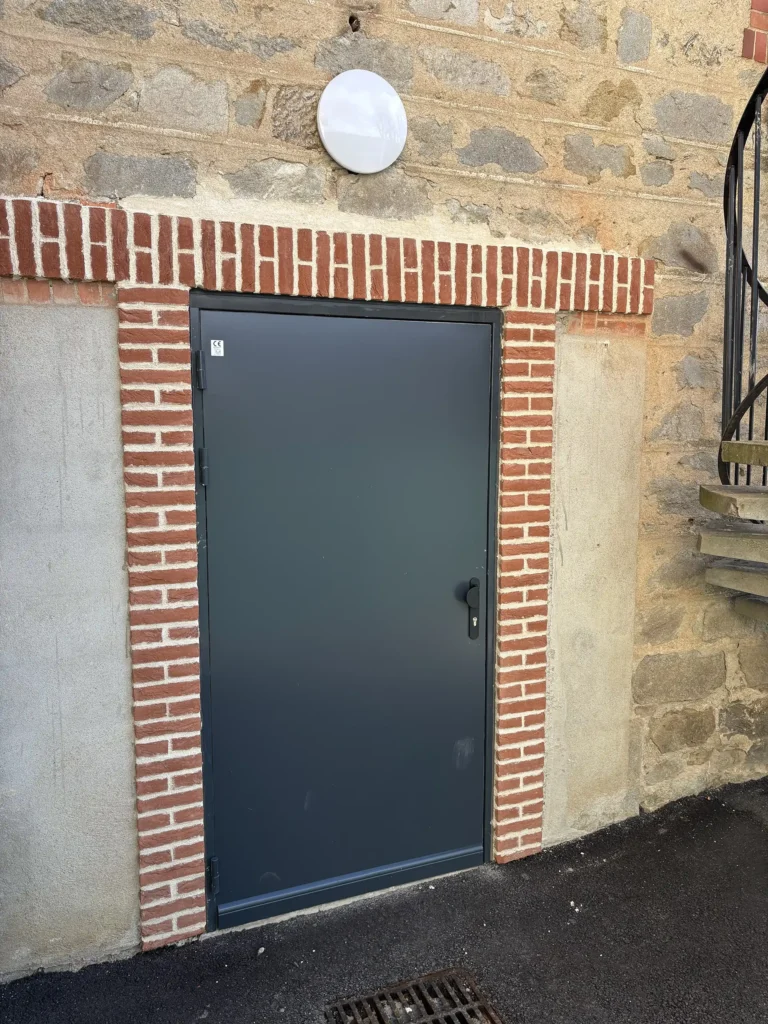 briques-renovation- st astier-chaux-reprise façade -sous œuvre-enduit-parement -vrd